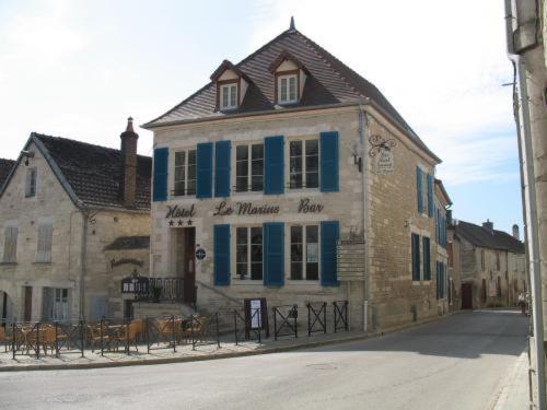 Le Marius Hotel Les Riceys Exterior photo